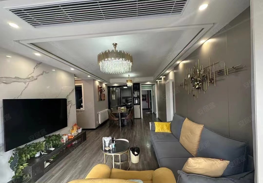 28，城南亏本出售，豪装2房，全屋地暖，全屋中央空调，没有住过，