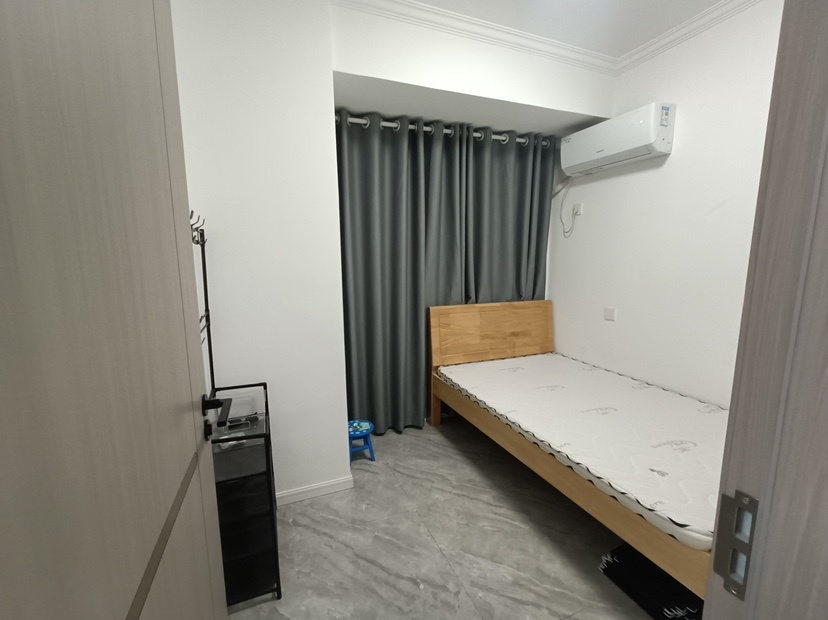 仙桃职院旁，天泽园精装两房，家电家具齐全，拎包入住