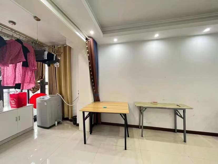 上苑一品.精装三房.看房方便