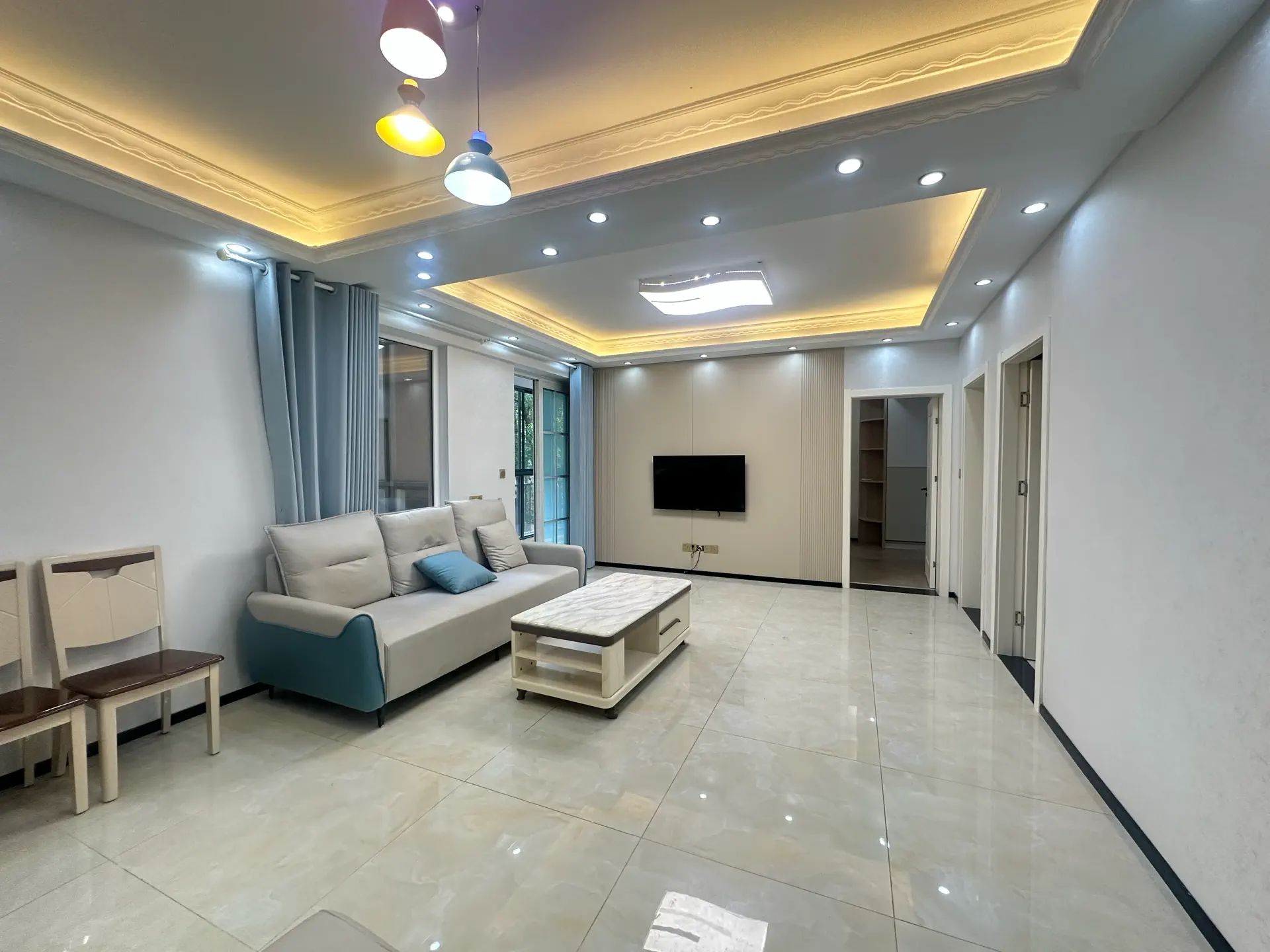 森林国际城，精装三房二卫，手付随便给