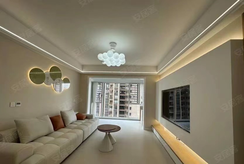 降价了，全新装修，送车位，轻she奶油风，中间好楼层，证满二