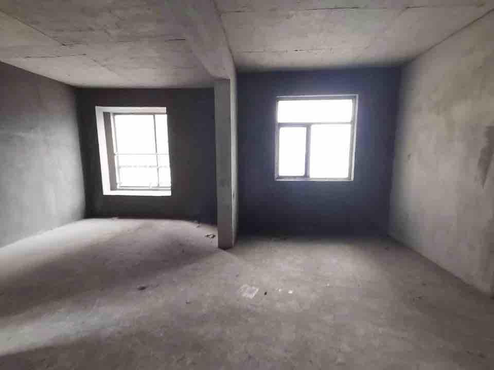 业主急售，城南新城壹号，单价5200，中间楼层，速度捡漏