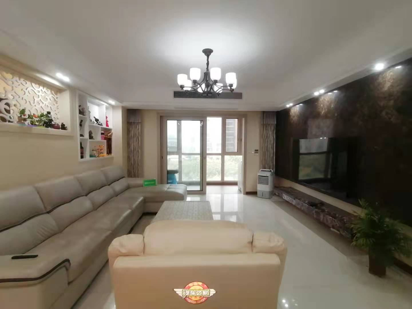 金诚花园 精装修 全屋品牌 南北双阳台 周边配套齐全 上二中 证满2年