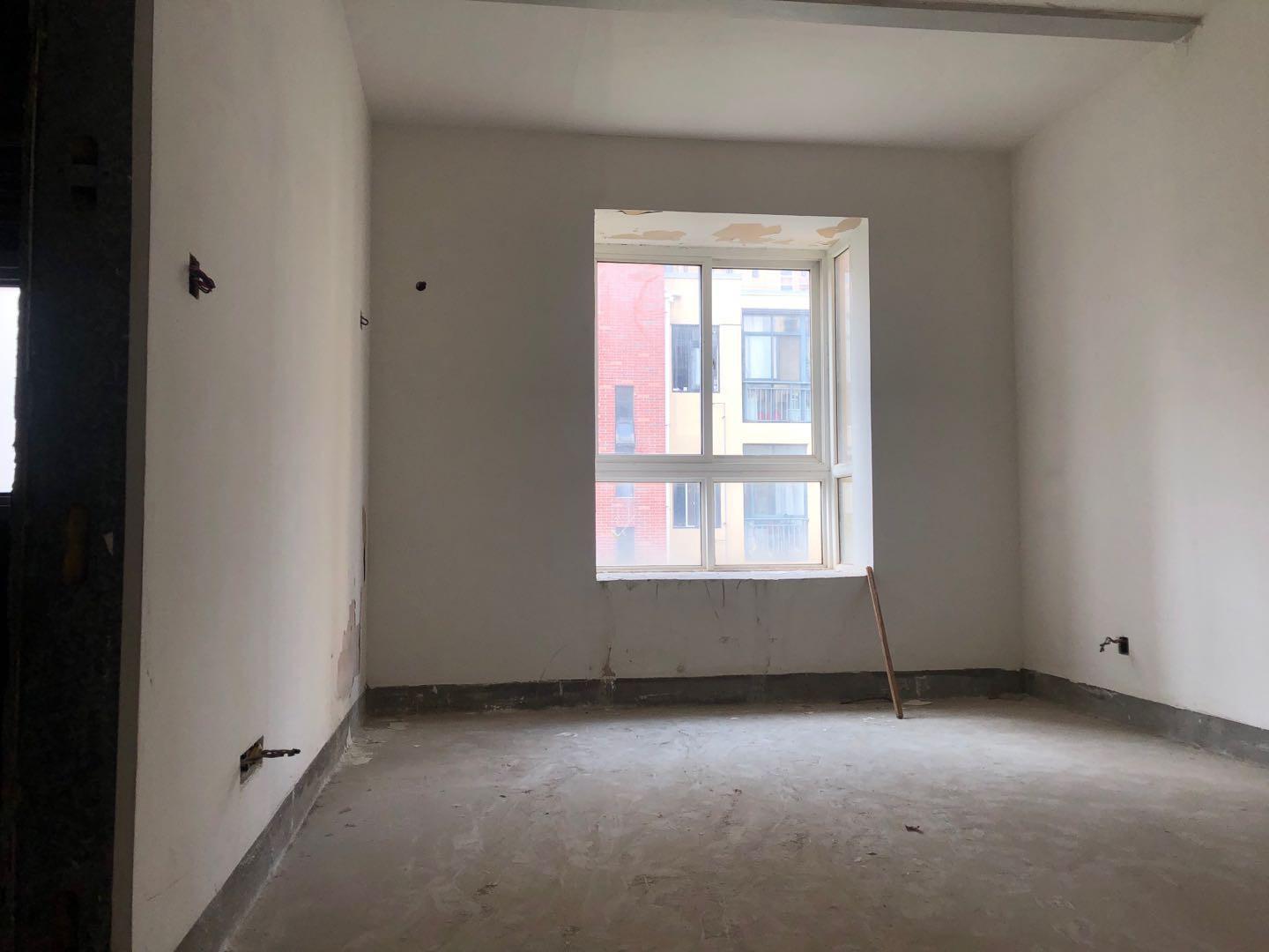 捡漏，城南，森林国际，单价3000，步梯洋房4楼，证满二