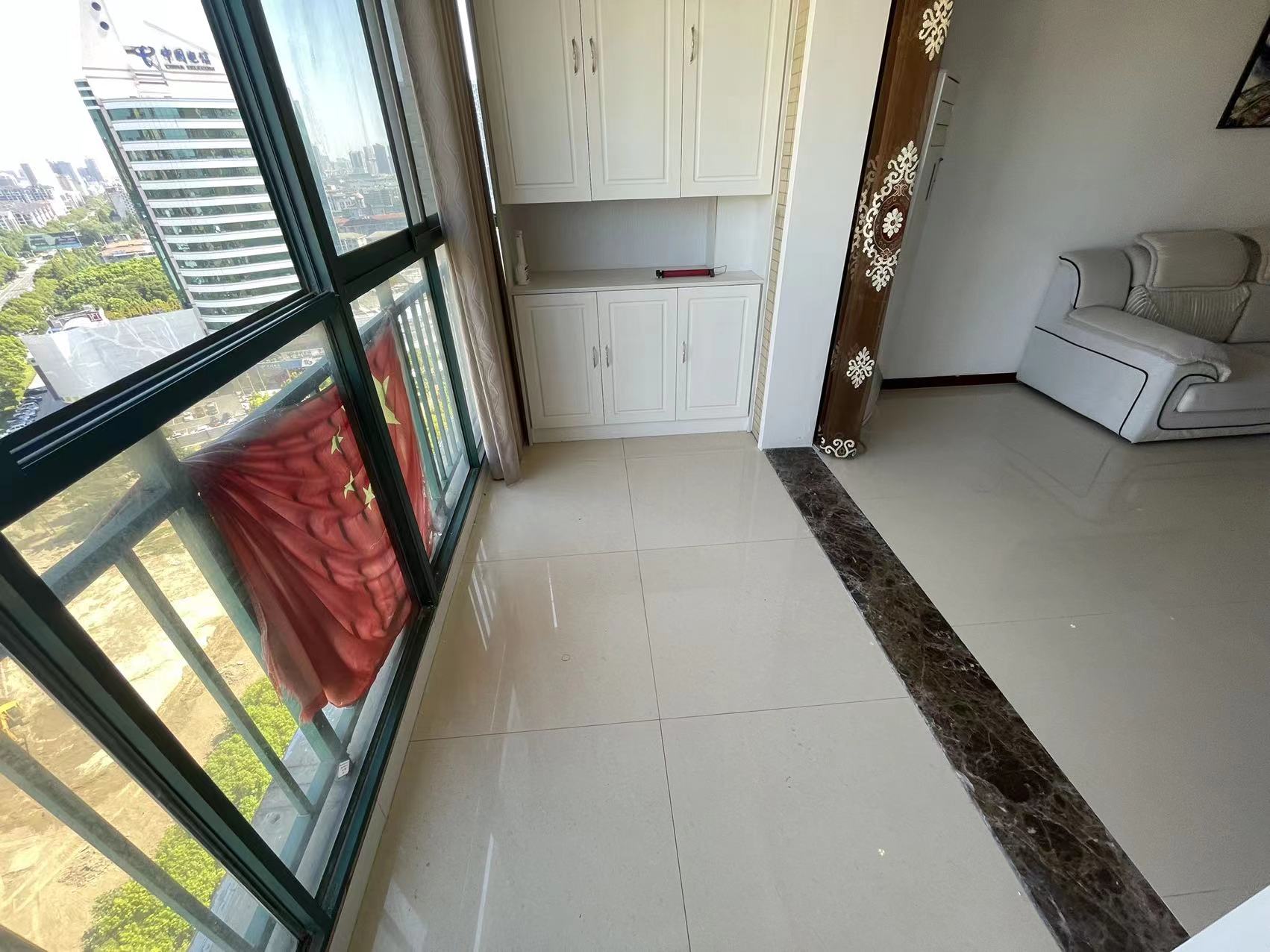 润泽天下三房中间楼层方便看房采光好带装修