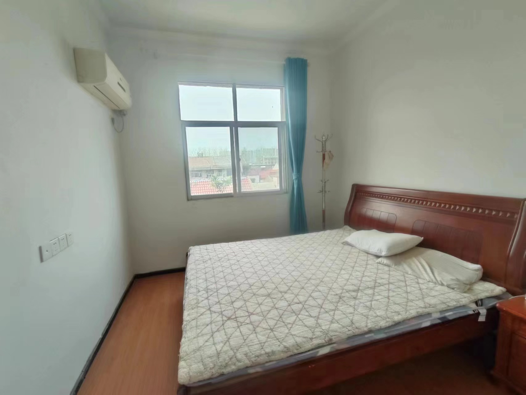 丝织厂宿舍四中附近成色比较新15万