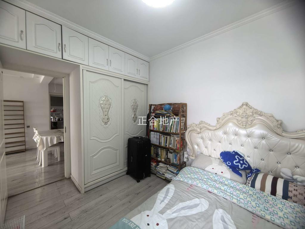 降价了，城南好地段，天诚缘，精装三房，电梯好楼层21楼，成色新，证满五