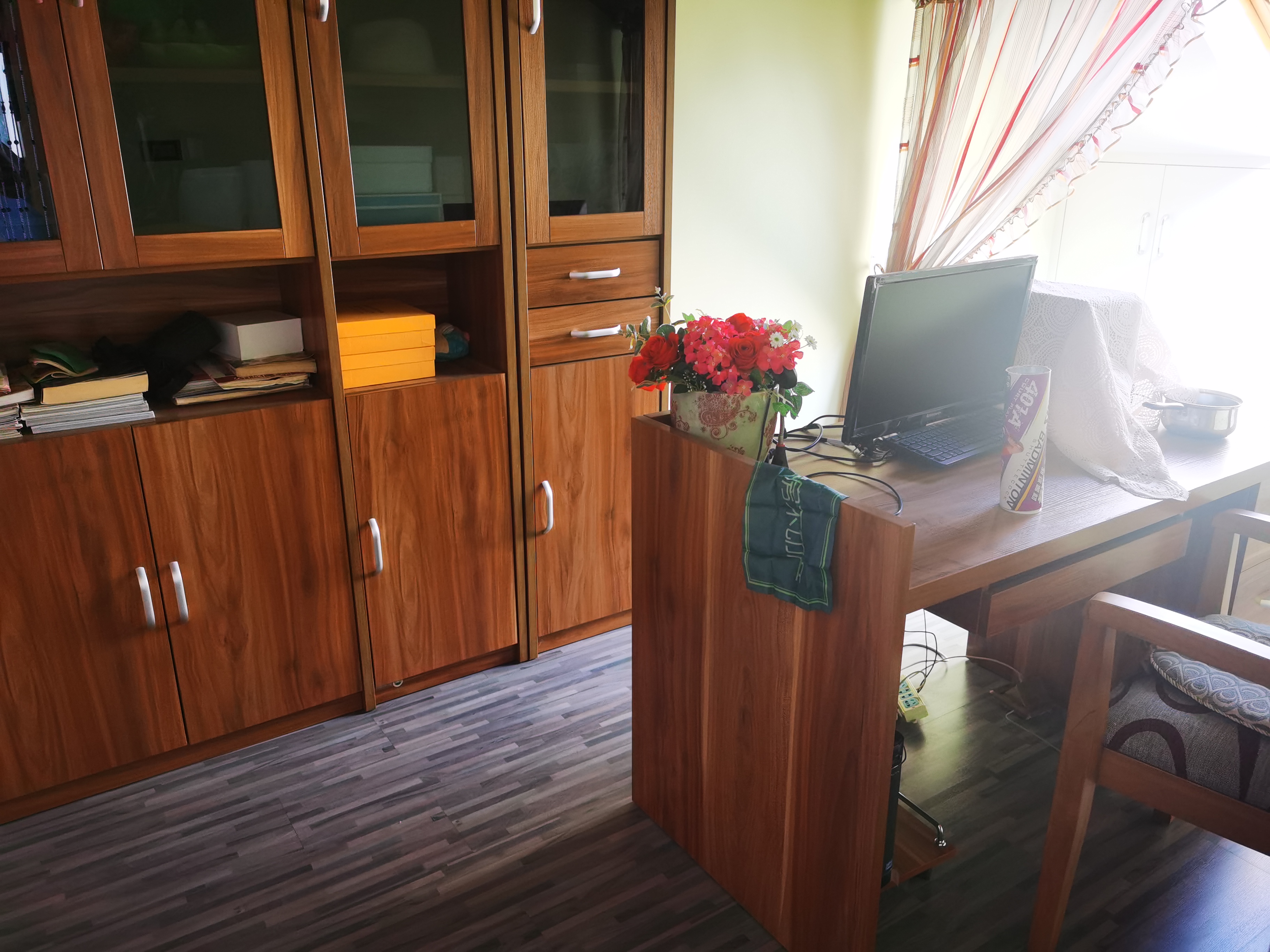 德政金园复式欧式风格家里的格局布置的很好拎包入住家里基本没怎么住实际面积180平左右