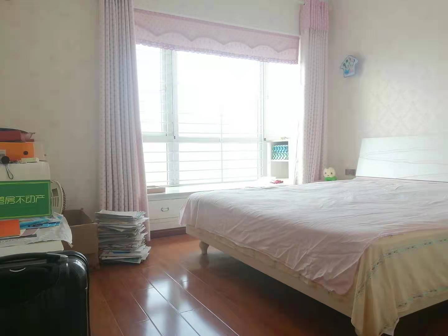 福星城精装修楼层好证满2年