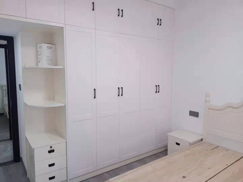 森林国际城湖景精装大两房，电梯好楼层 证满二 新二中附近