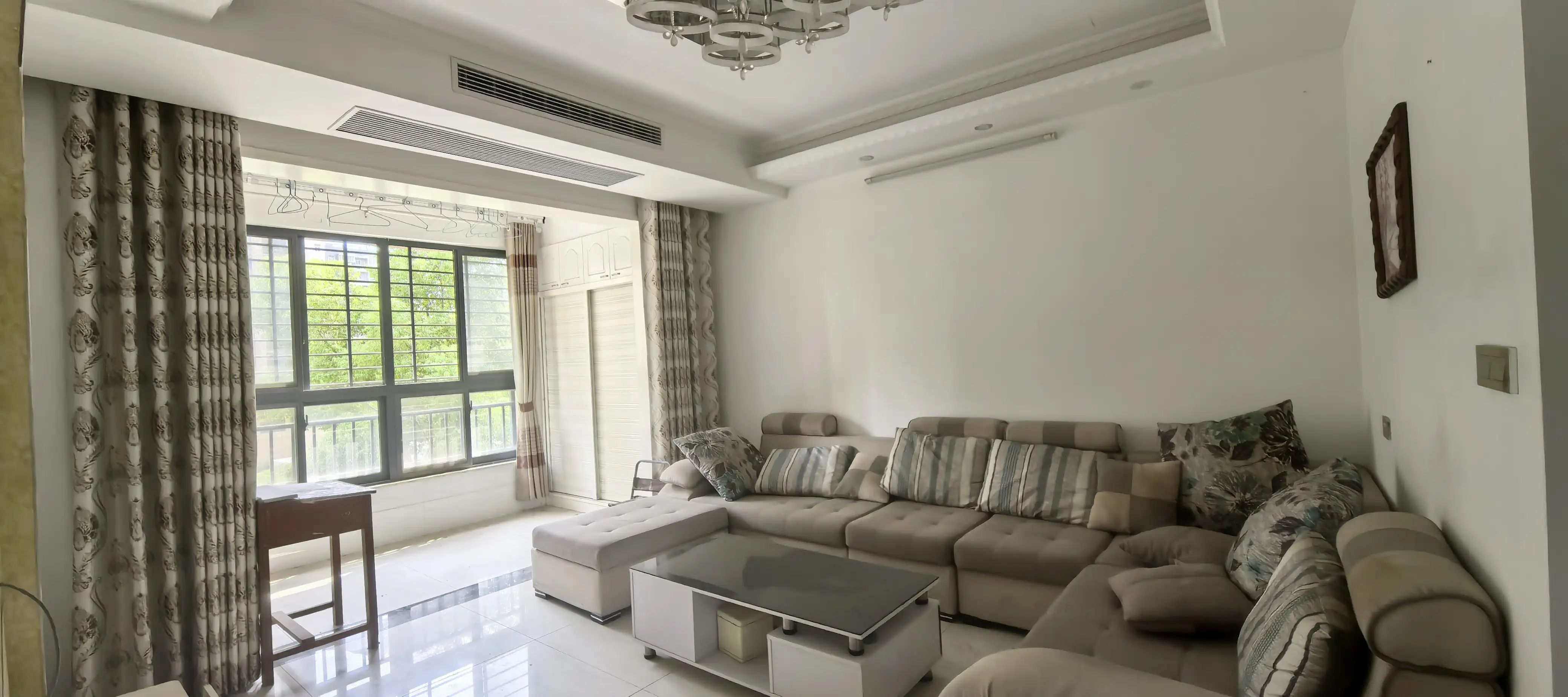 捡漏，城南，元泰A区，精装三房，单价3700，证满二