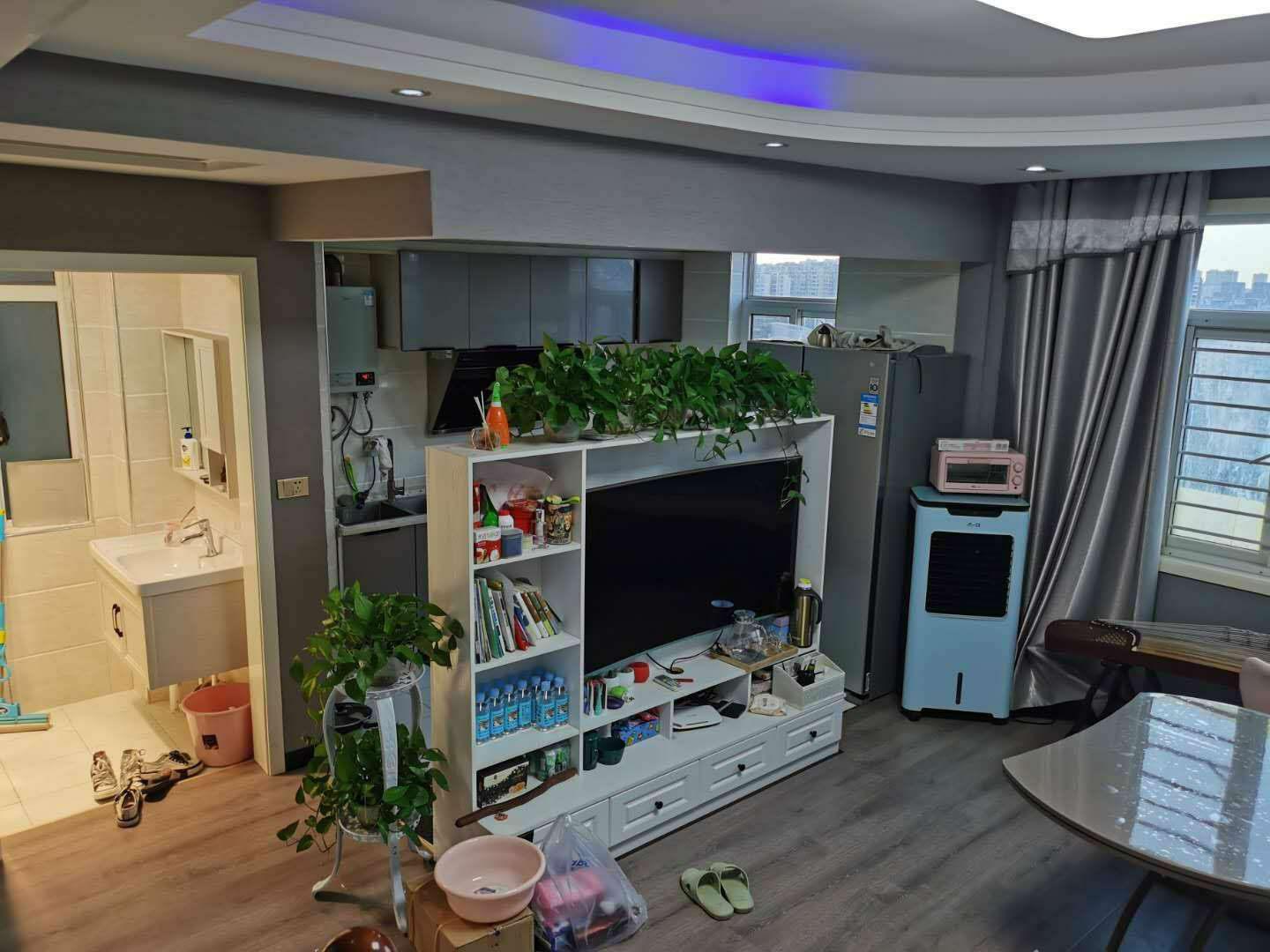 阳光田园国际81平复试精装修2房2卫