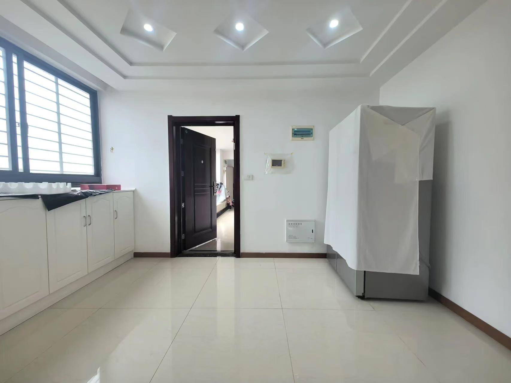 颐和公馆，精装3房2卫，单价3900，好楼层比毛坯都便宜西边户