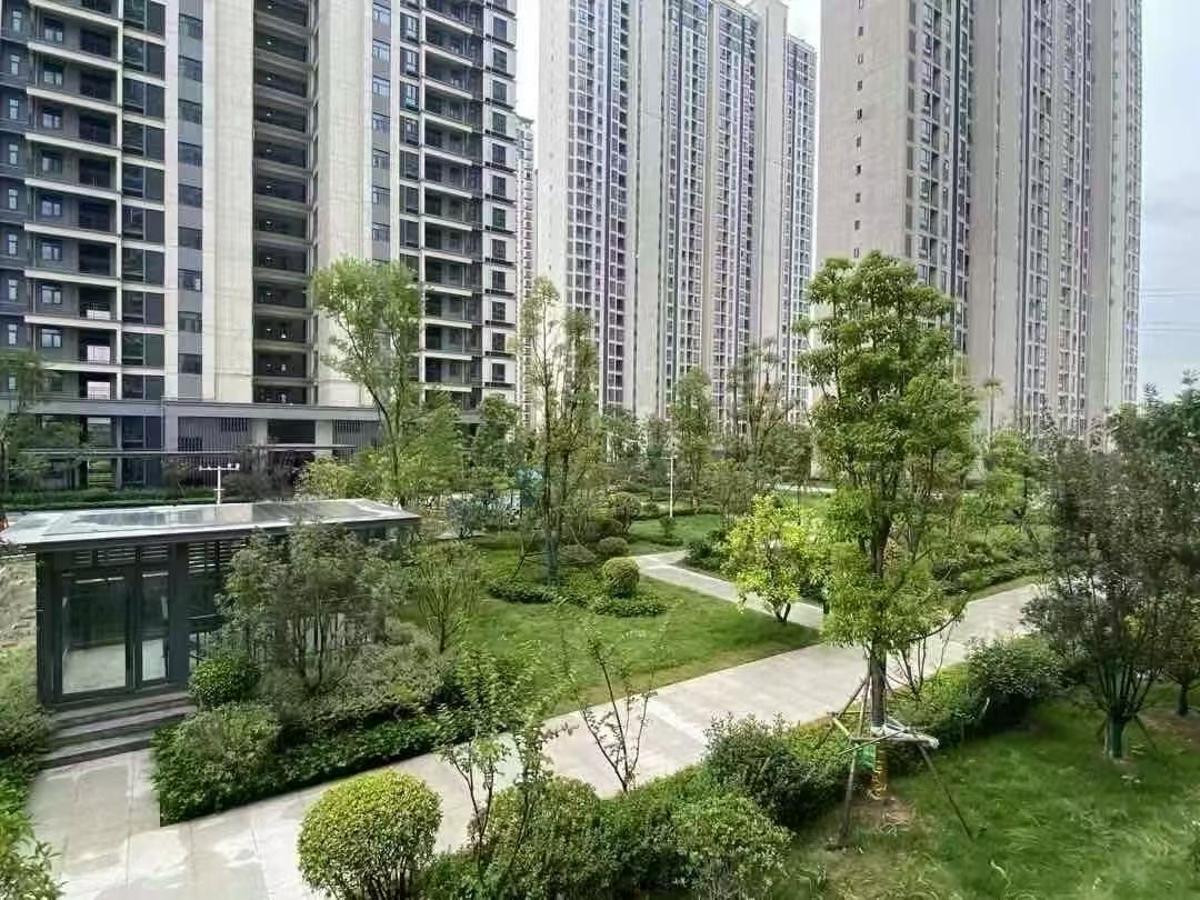 捡漏，城西，风和日丽，单价3600，证件满二，亏本出售，比补贴还低