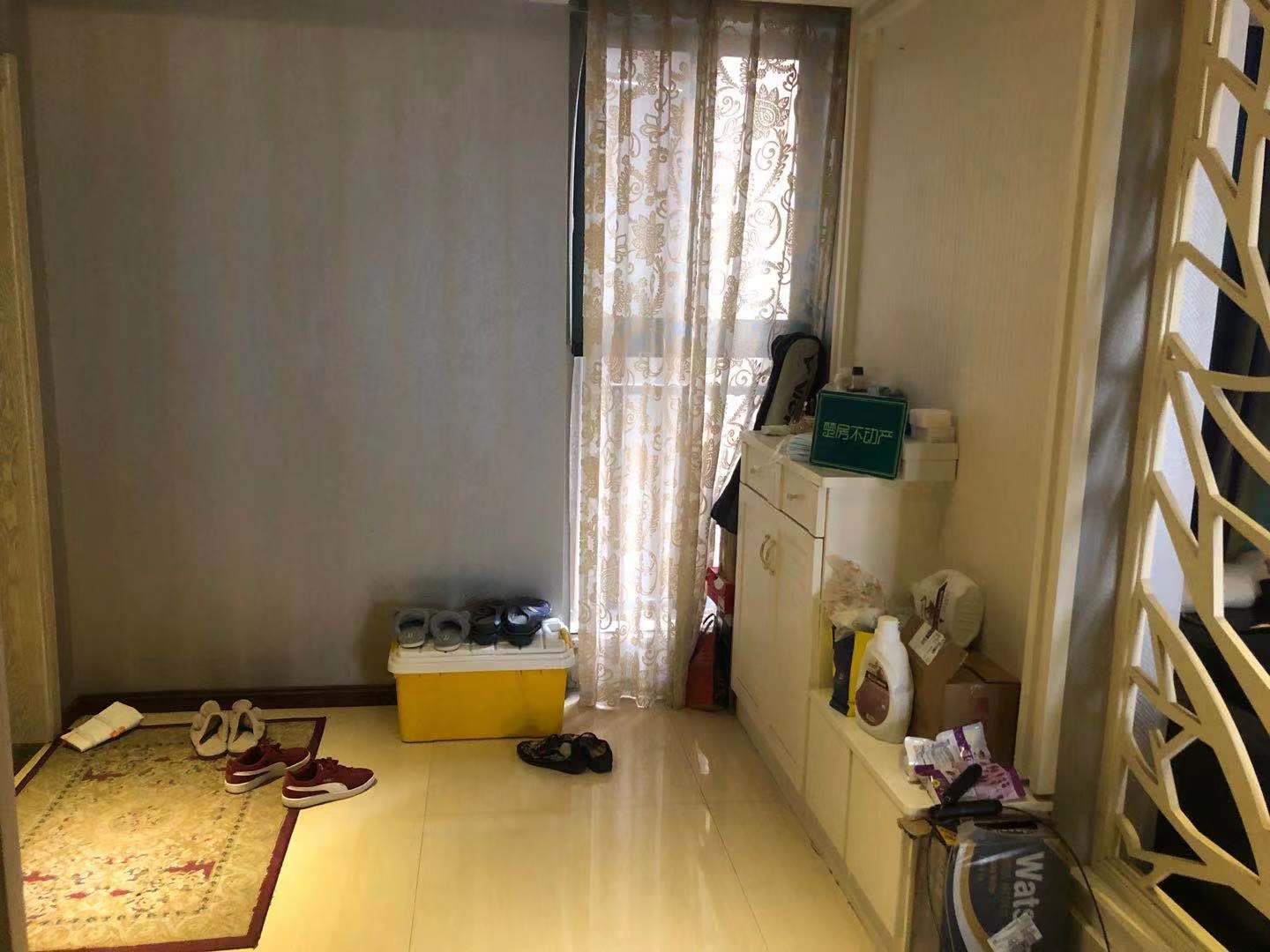 圣淘沙，精装大三房，楼层超好， 看房！