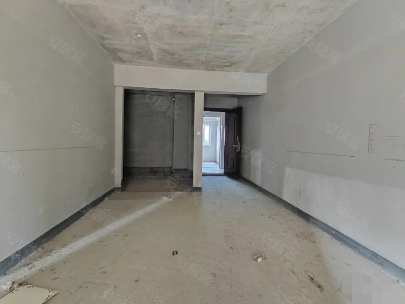 186，速度捡漏，城南碧桂园，毛坯三房，​单价4400，证满二，采光好，三开间朝南