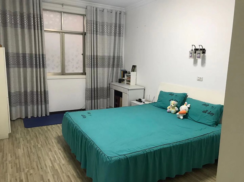 复州花园私房220平公4层，6室3卫，地段好，证满二，