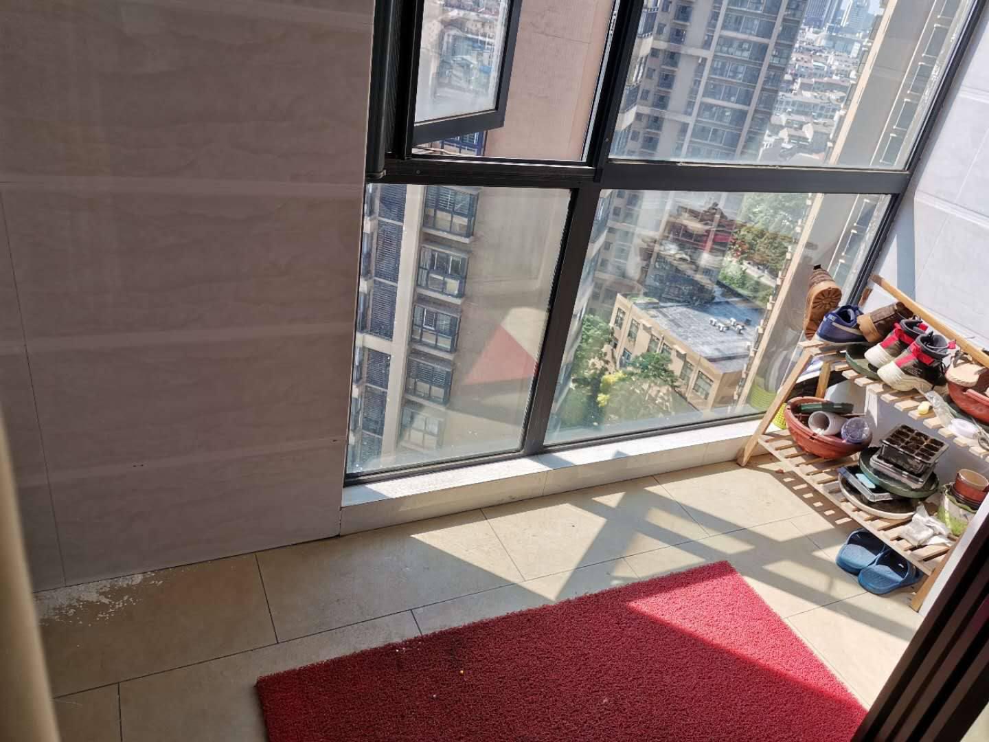 鸣宇尚城商城旁边读公立实验幼儿园实验 三中