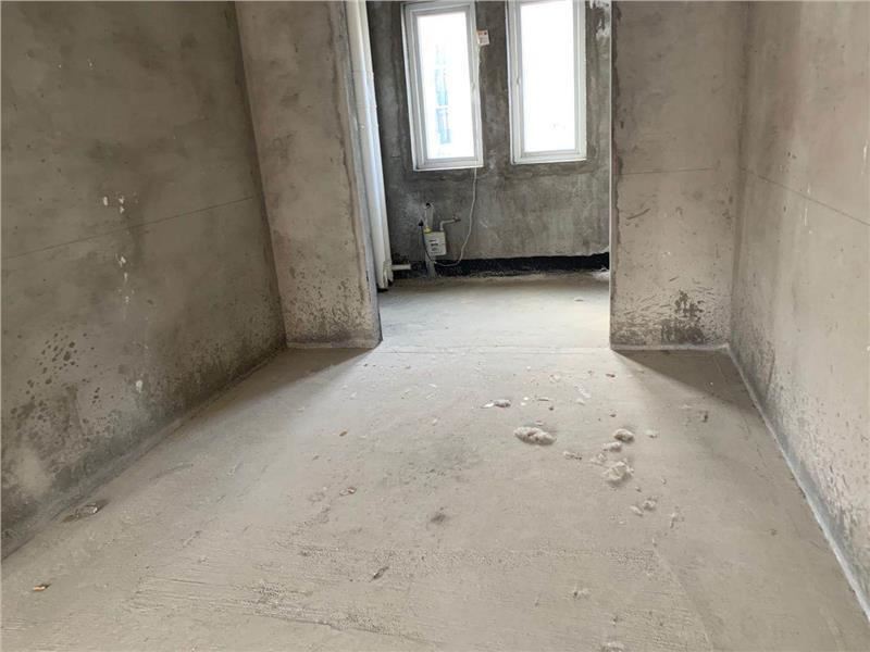 城西鸿昇现代城 144平大四房送超大入户花园证满两年过户费低