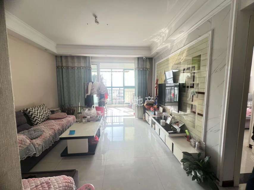 捡漏，城南，新城壹号五期 ，精装三房，单价5000， 电梯好楼层17楼，满二