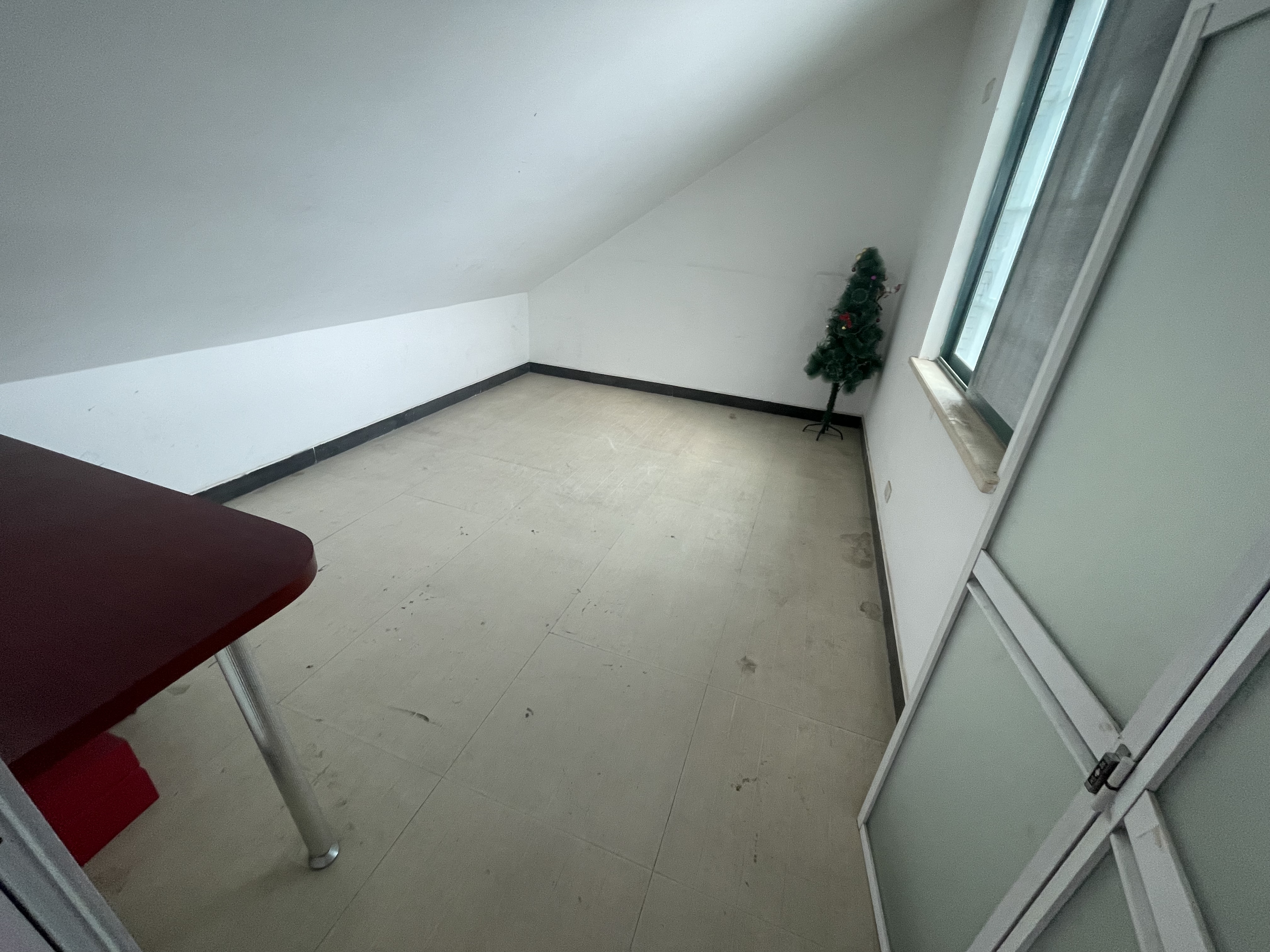 青青家园经典小区复式楼带大露台老证看房钥匙