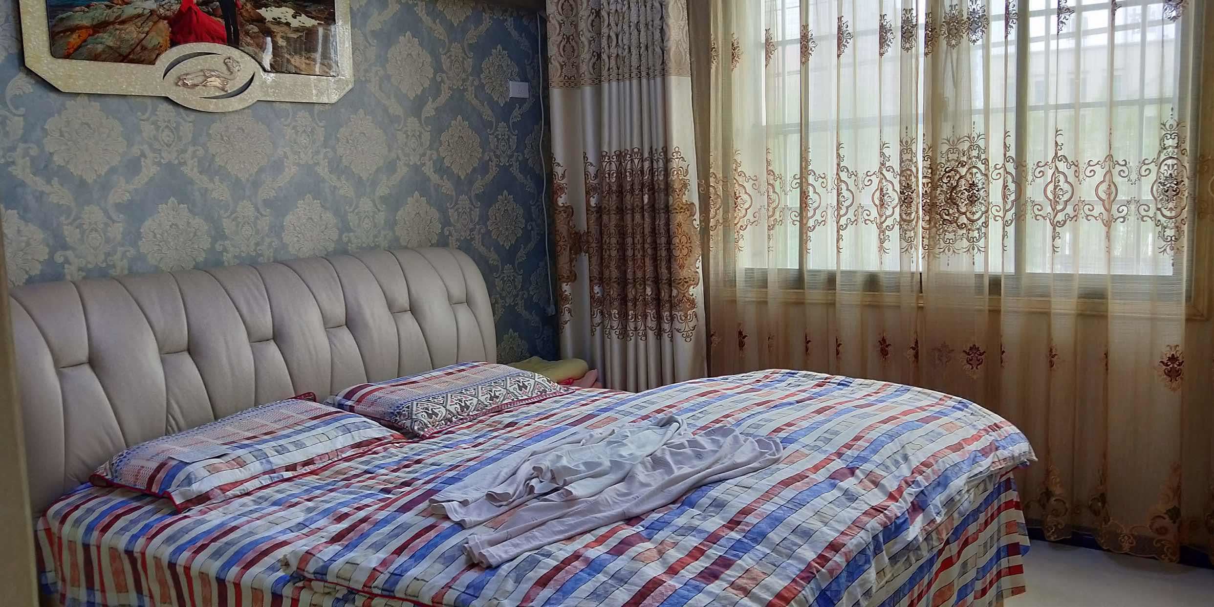 装修一年九成新义星花园大三房步梯中间层有证可按揭看房方便