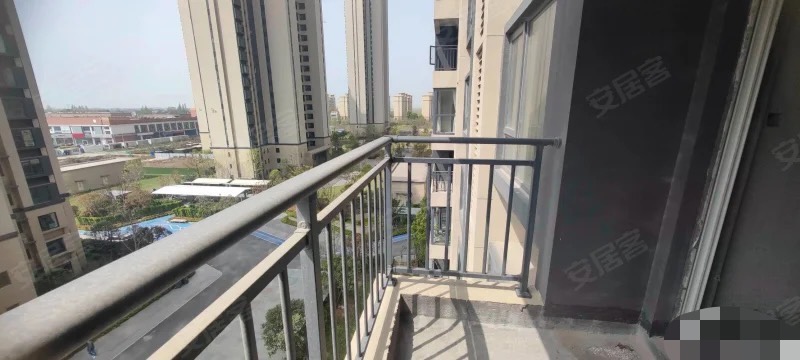 ？亏本出，城南，金科御府，单价3800，好楼层，带地下车位，证件满二，捡漏，