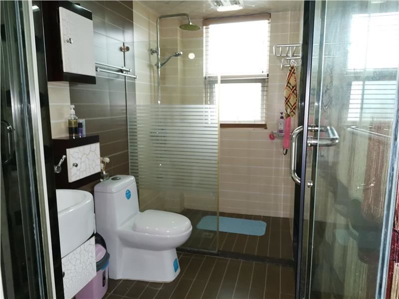 急售公园世家130平南北通透精装成色新有钥匙 看