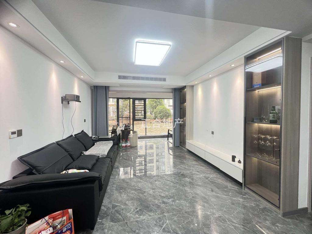 降价了，城南，捡漏，蓝天花园 ，精装三房，单价6000，小高层，基本未住，诚心出售