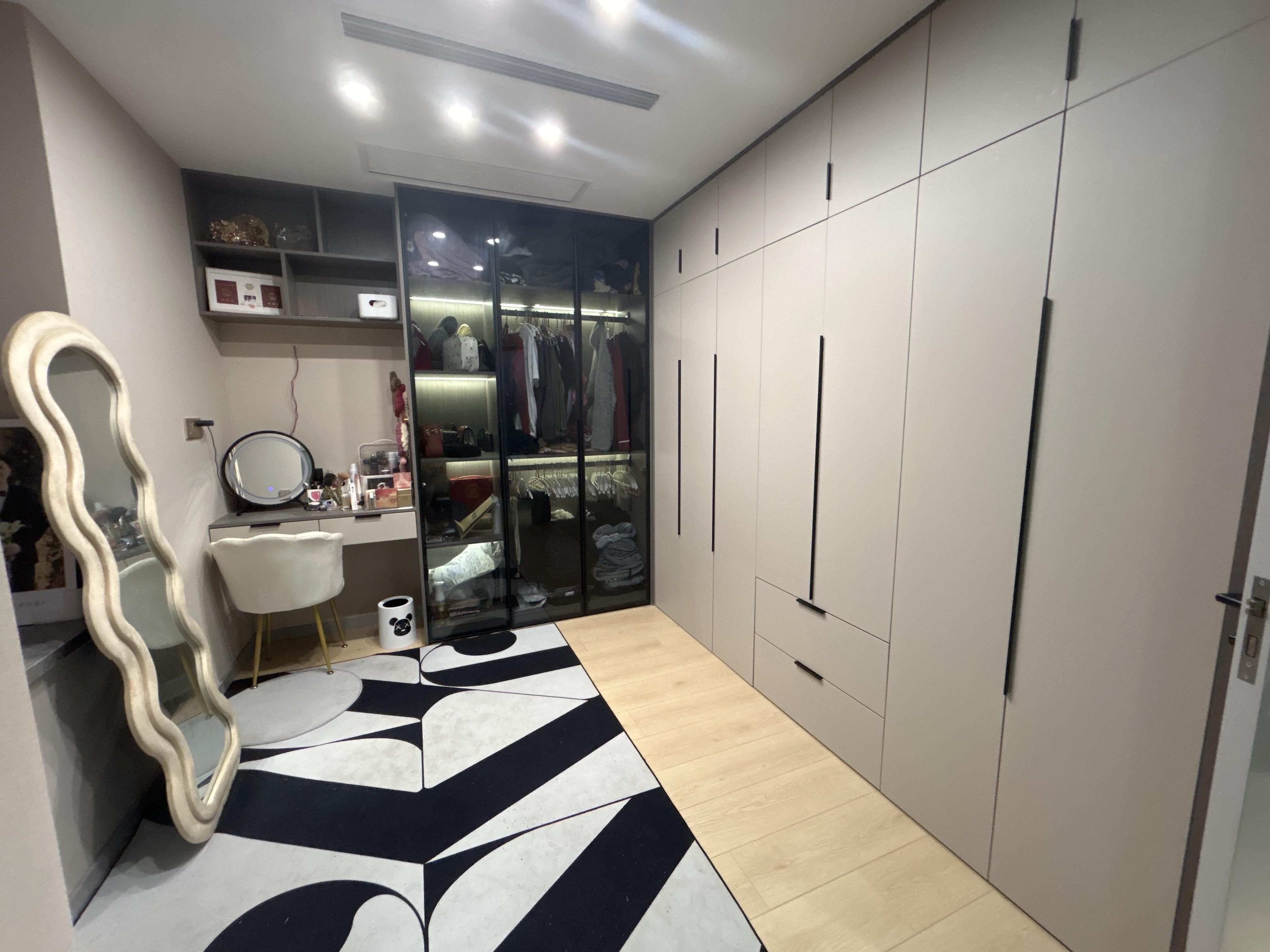 城西风和日丽精装房