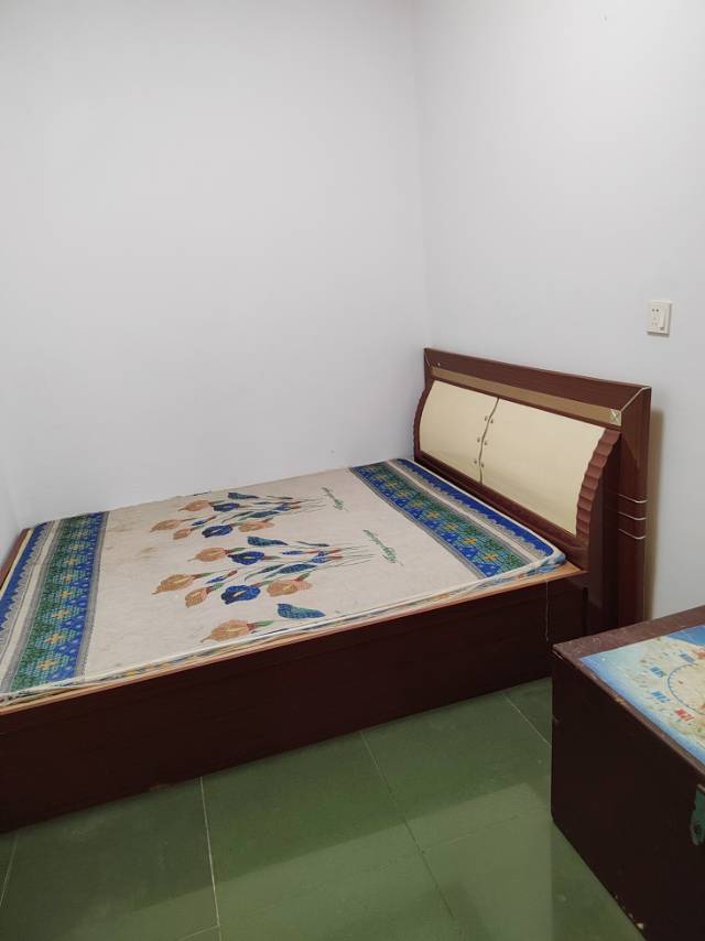 昌盛菜场宿舍三室两厅家电齐全好房出售