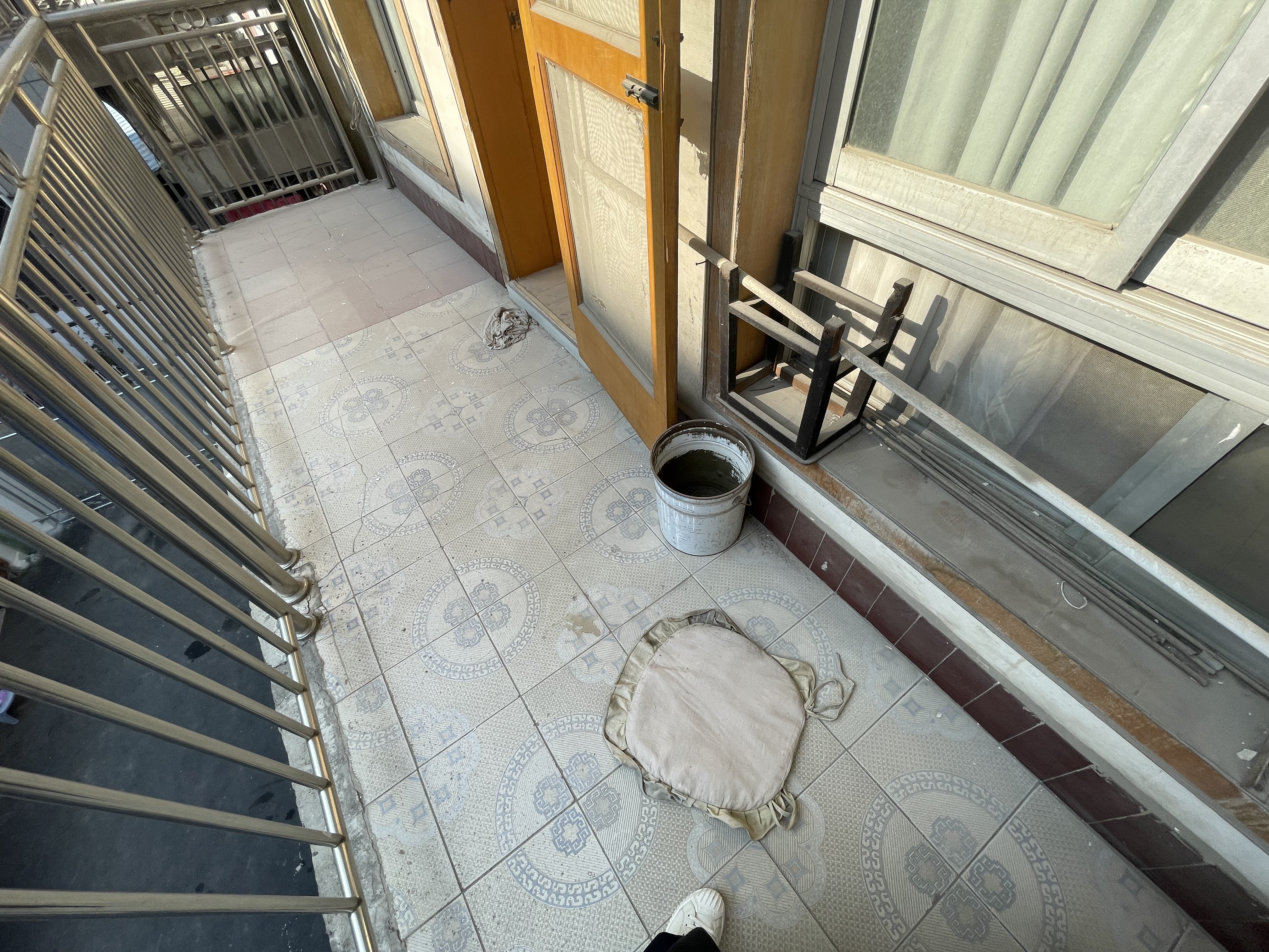 棉花公司宿舍仙商城市广场旁步梯3楼简单装修使用面积大