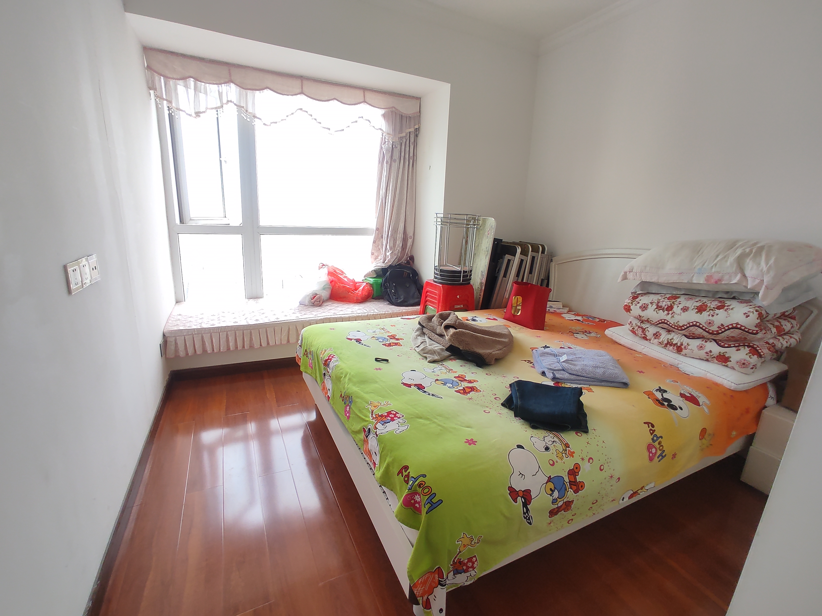 福星城精装三房家电齐全证件满二看房方便诚意出售