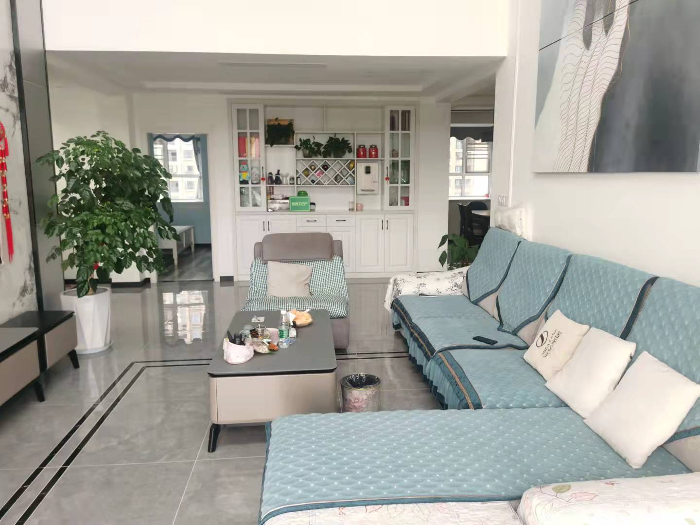 城西李小双运动城附近时代天骄精装复式满二业主诚意出售