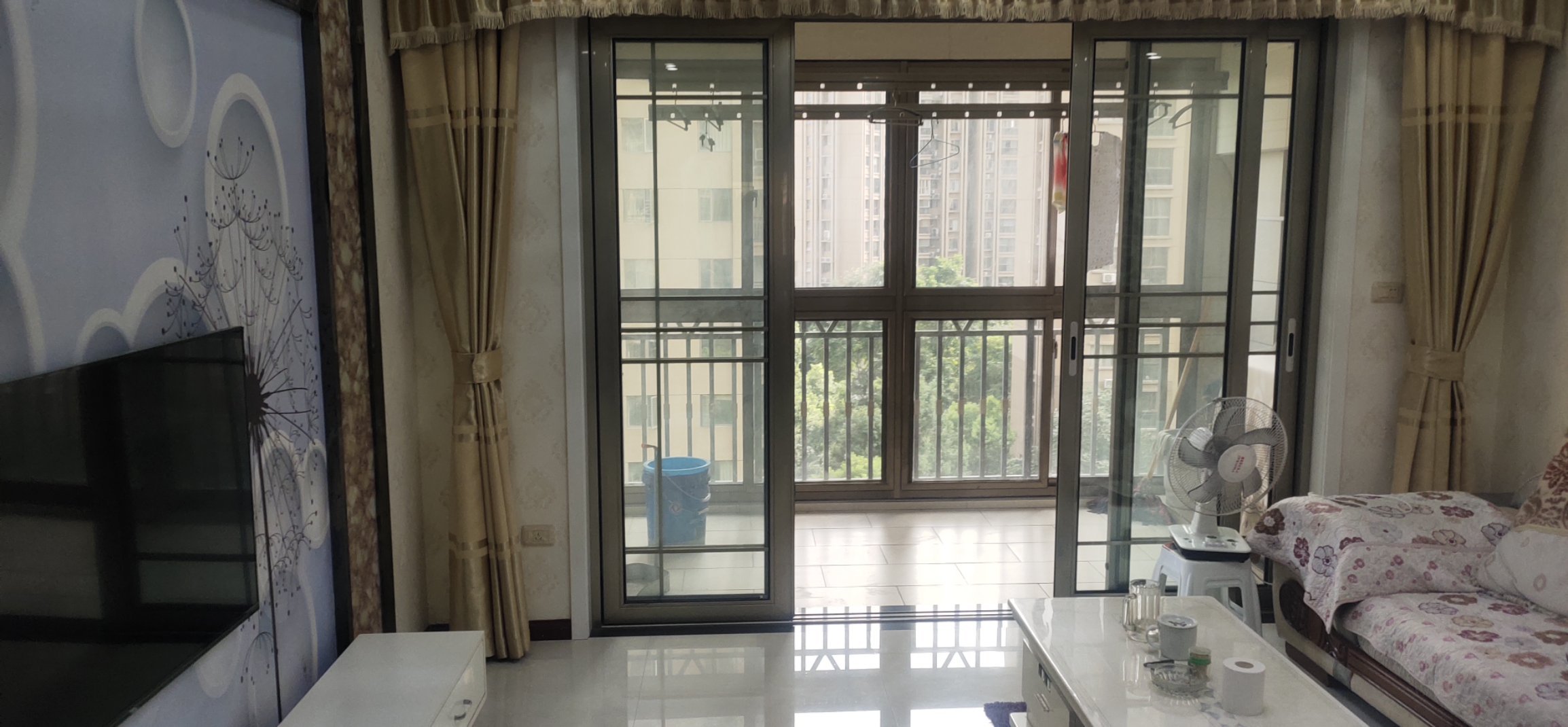 锦绣江山中间好楼层118平精装修3房2卫只要81万满五 钥匙在手