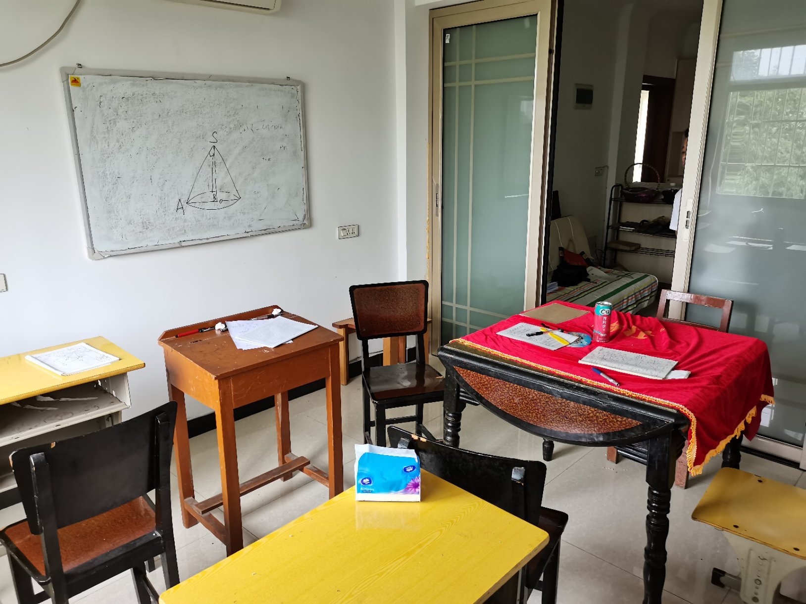 仙桃中学旁边金城馨苑