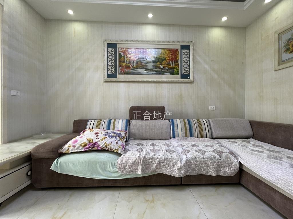 急售，鸿昇现代城，精装两房，单价4400，电梯中间楼层，实验晓学，新三中旁，证满二