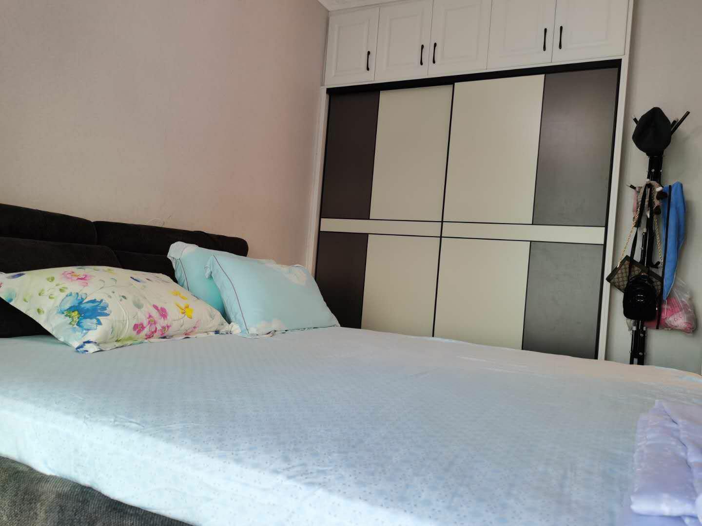 阳光田园国际81平复试精装修2房2卫