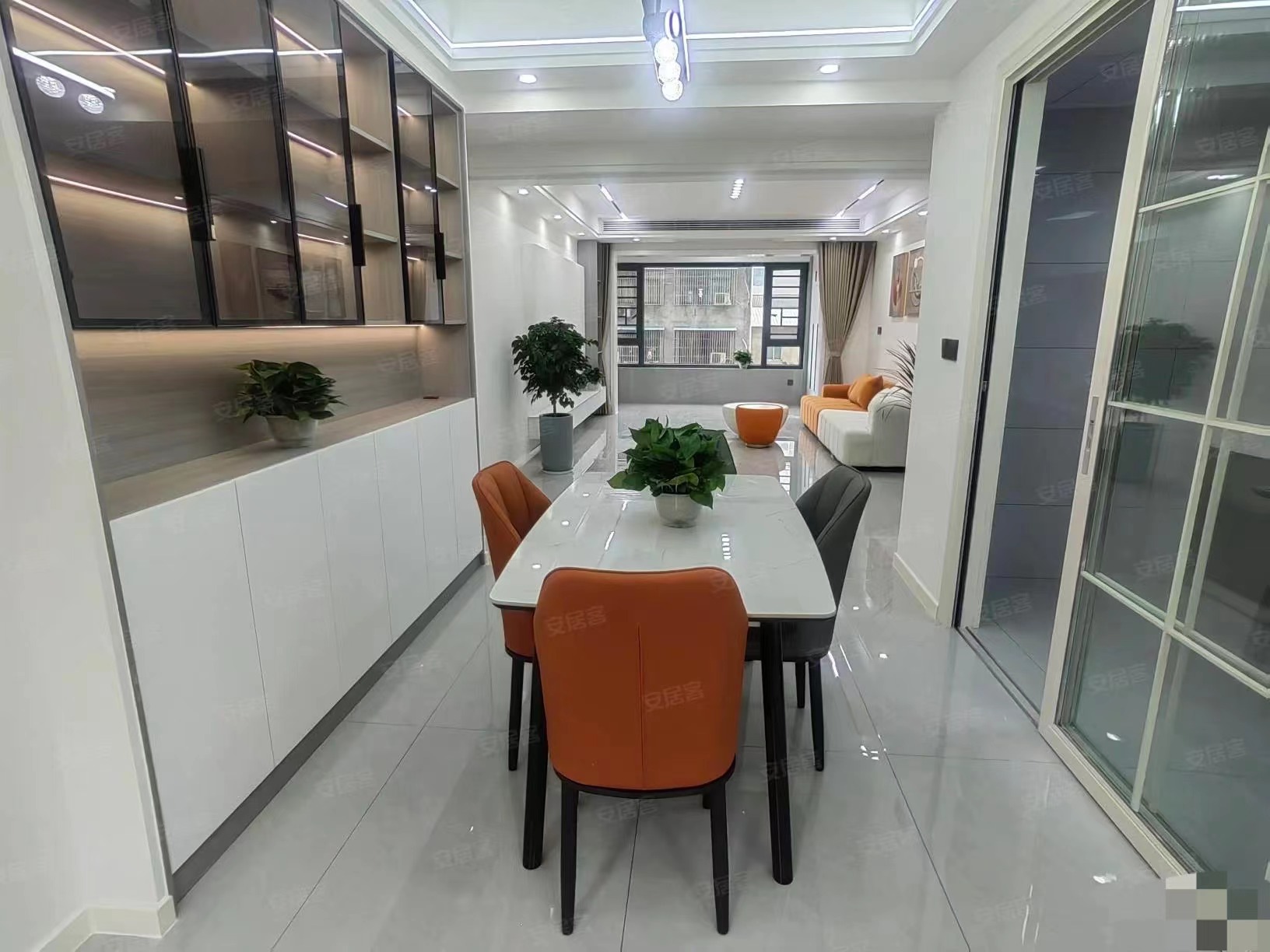 房东诚心出售，城西品质楼盘，精装大三房，南北通透