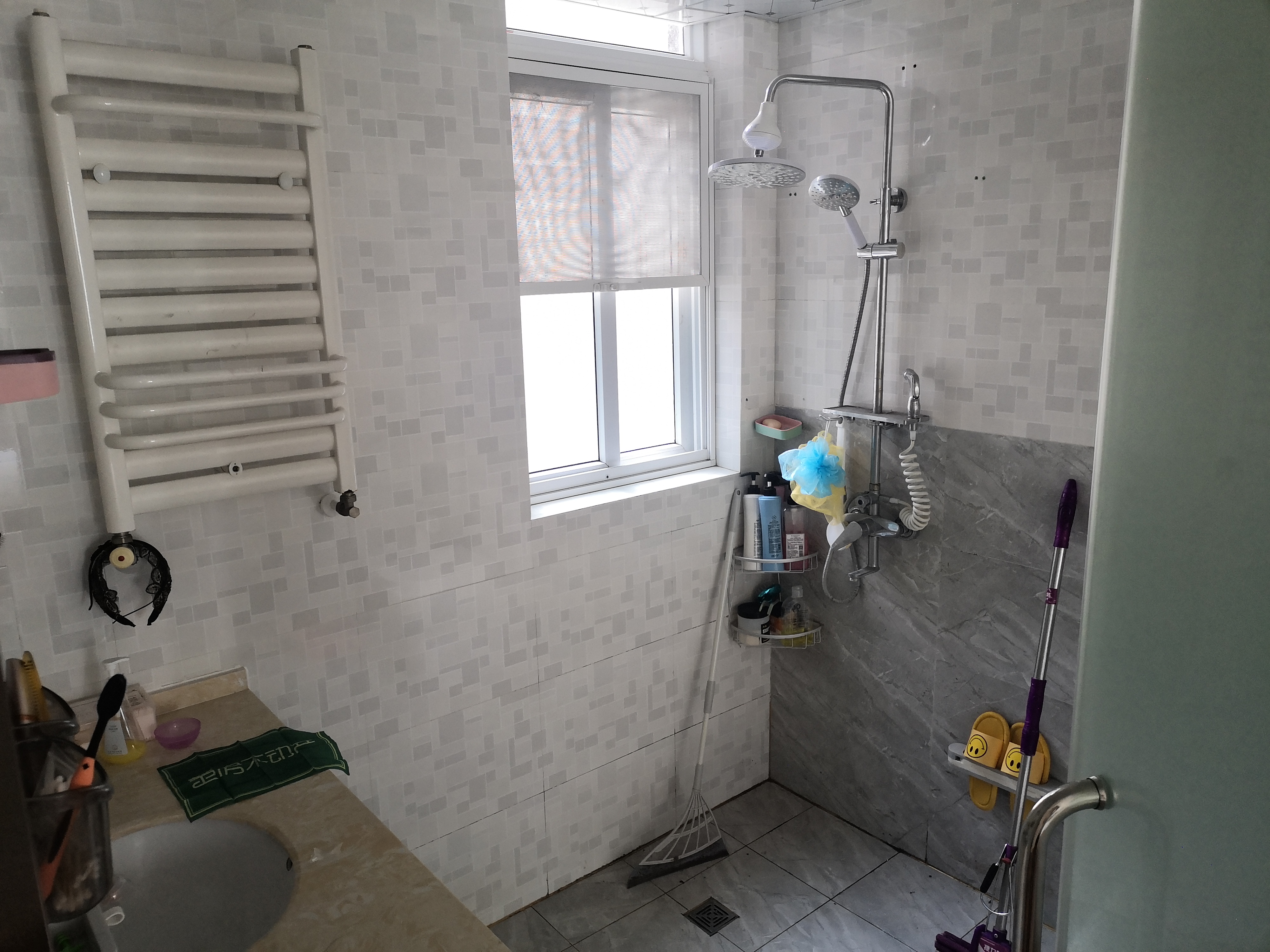 香岸华府电梯小高层好楼层精装大三房保养好采光佳小区环境优证满五