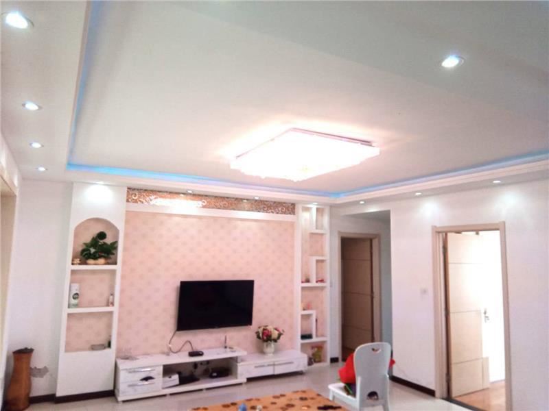 和合国际精装大三房实验四小两证齐全拎包入住按揭贷款