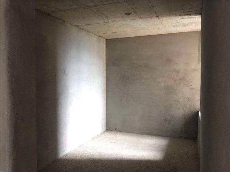 当代满庭春MOMA45万2室2厅86平单价低看房有钥匙