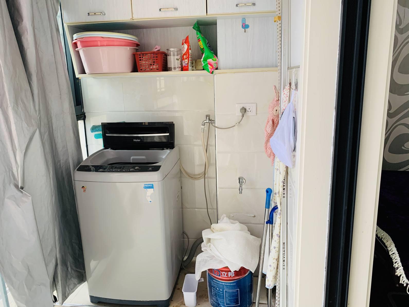 元泰未来城三室两厅两卫131平103万新证