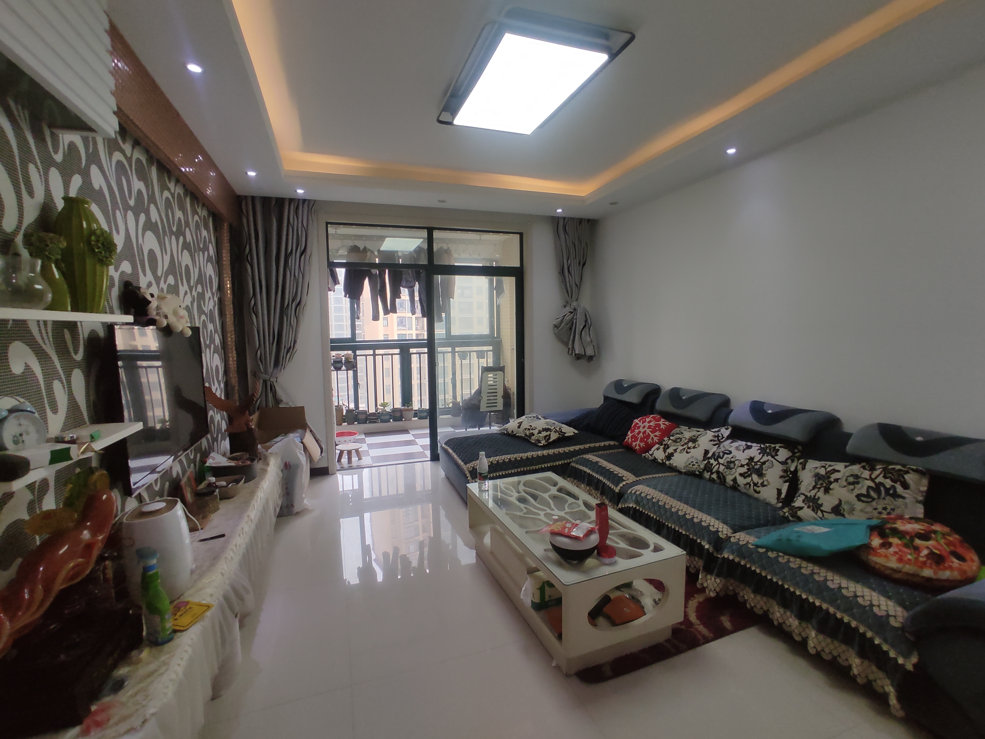 新城一号精装两房.下楼就是學笑证件满二