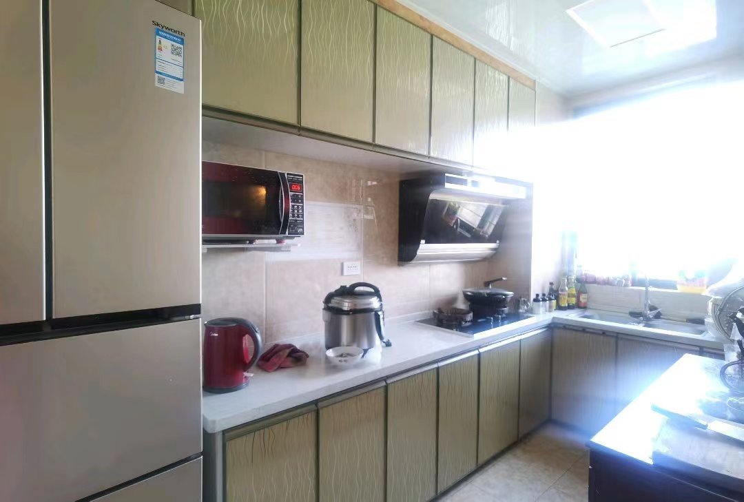 御台公馆.精装三房两卫.南北透通.看房方便