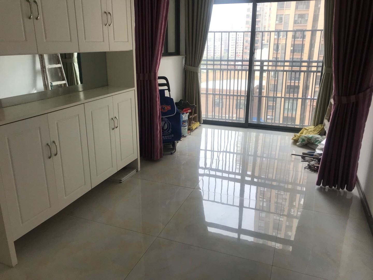 元泰未来城，精装大三房，单价7千，