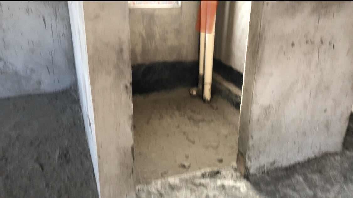 英伦名邸毛坯大3房，南北通透双阳台，电梯好楼层采光非常好