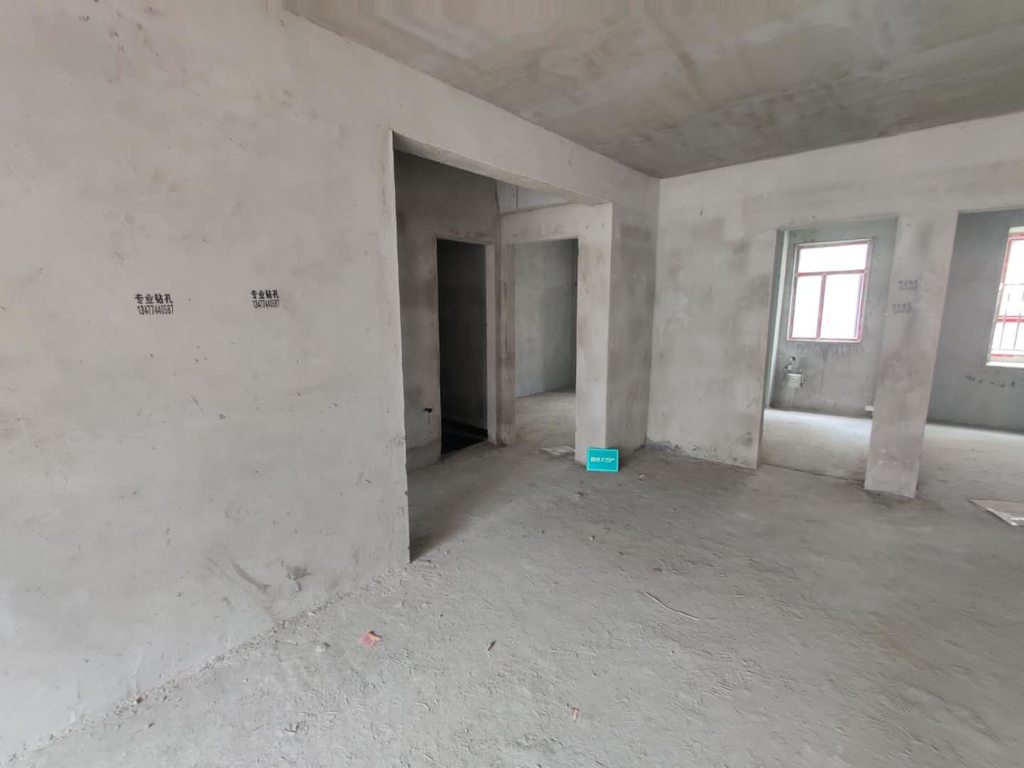 沔阳公馆 毛坯三房  看房方便