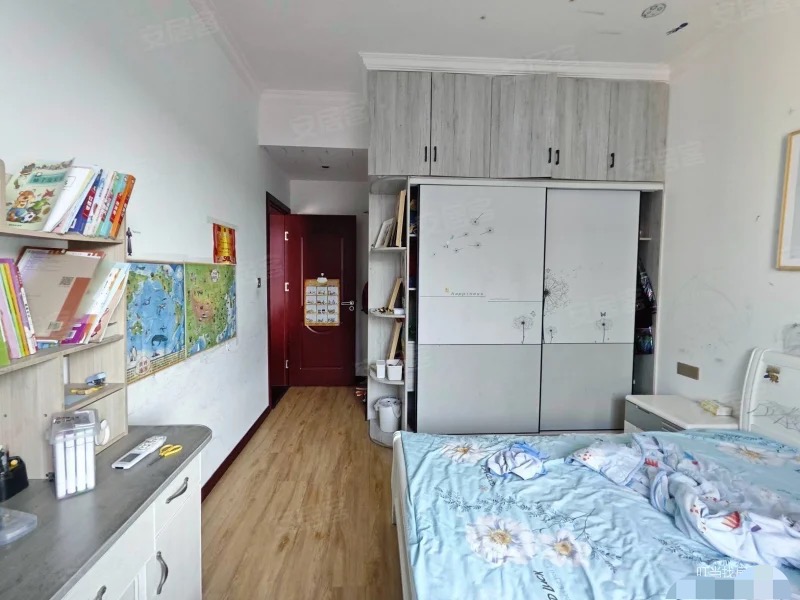 273，捡漏，亏本急售，新八中附近，电梯小高层，精装复式楼，产证130平，实得170平，精装5房2卫