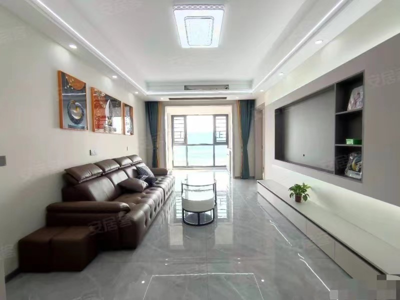 降价了，降价了，城南，南国明珠， 电梯好楼层 ，精装三房，全新装修，一天未住， 满二